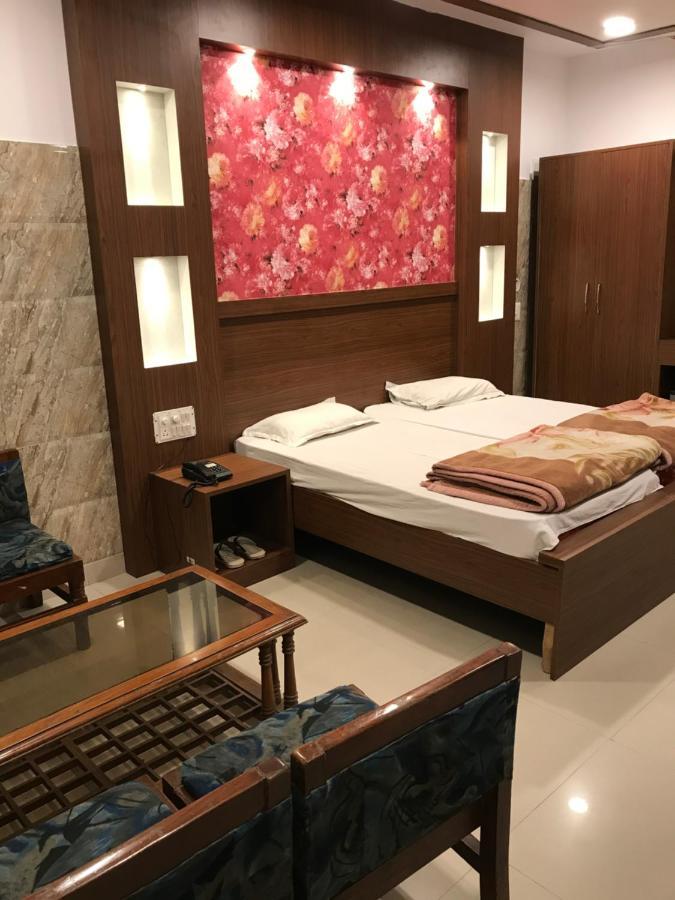 Hotel Natraj Bulandshahr Exterior foto