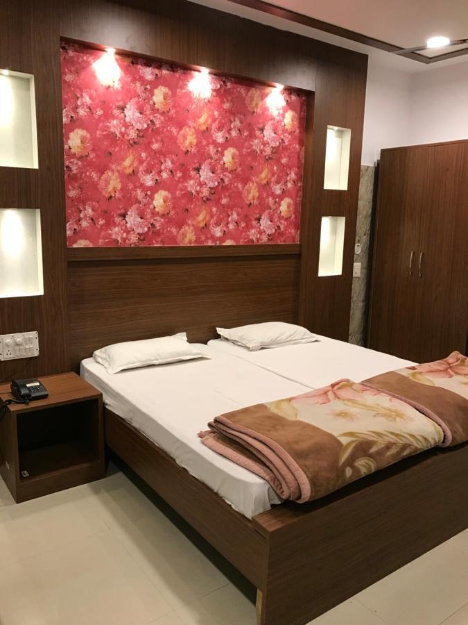 Hotel Natraj Bulandshahr Exterior foto